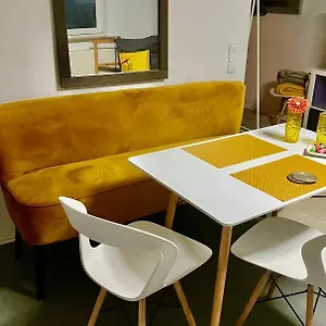 Garten Für Hundehalter Souterrain Mit Zaun Apartment Friesen